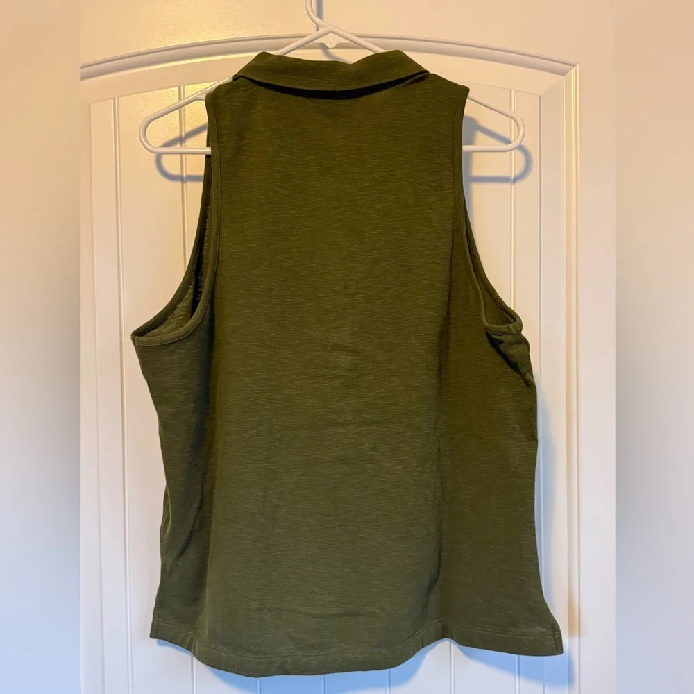 NWT Banana Republic Factory Olive Button Down Sleeveless Polo - Picture 2 of 4